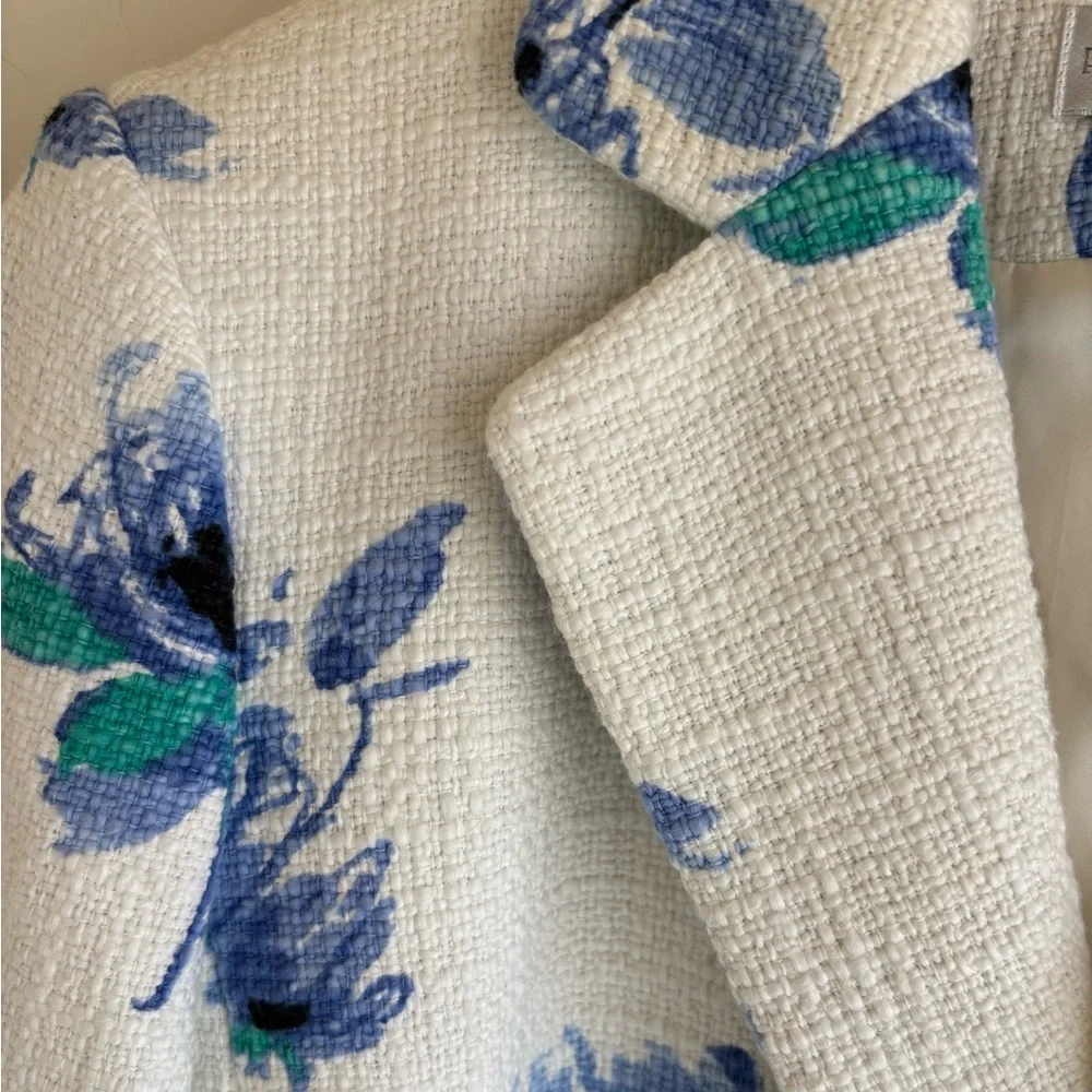 Petite Sophisticate-NWT Size 6 stunning woven cotton floral blazer. Lined. New! - Picture 6 of 16